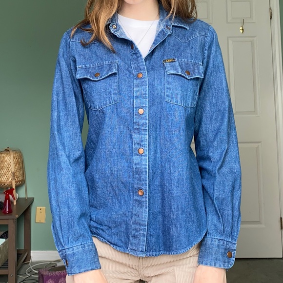Vintage Lee Denim shirt - Picture 2 of 4